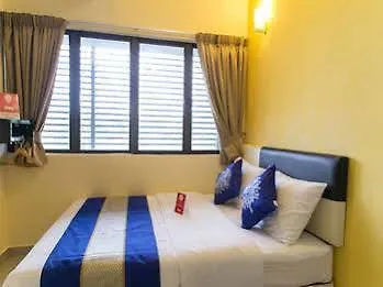 Oyo 220 Hotel Sri Maluri كوالالمبور