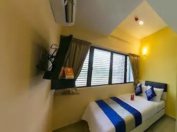 Oyo 220 Hotel Sri Maluri كوالالمبور