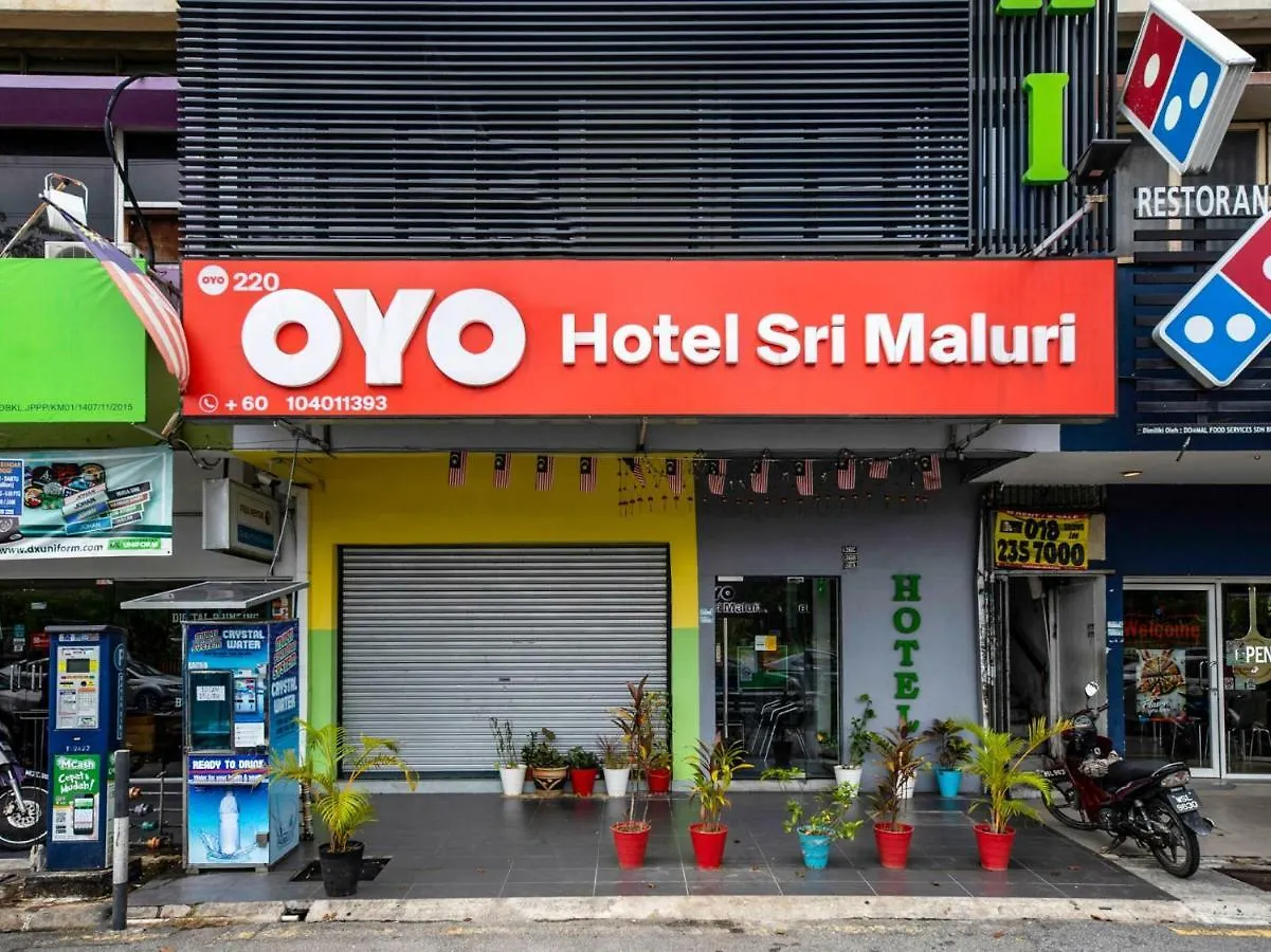 Oyo 220 Hotel Sri Maluri كوالالمبور