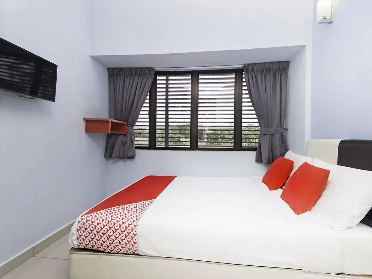 Oyo 220 Hotel Sri Maluri كوالالمبور